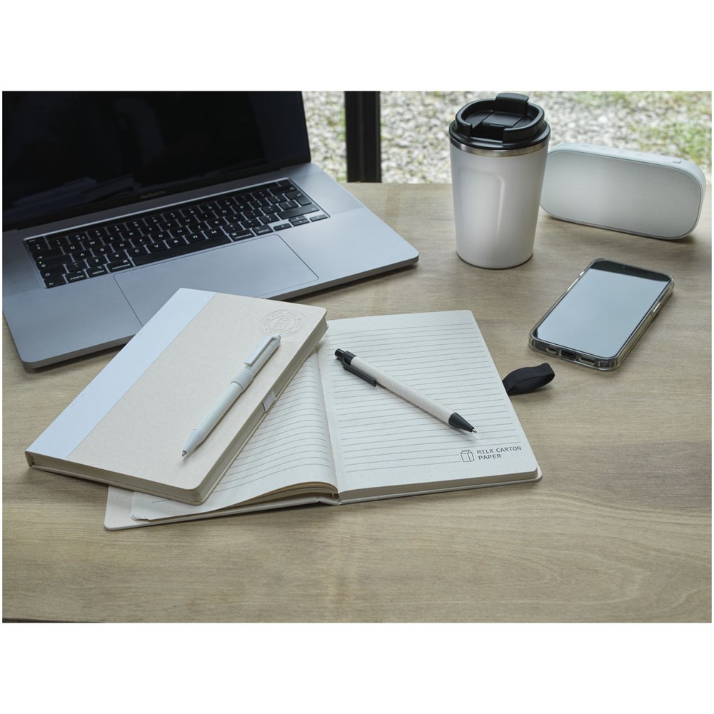 Ensemble carnet de notes format A5 et stylo bille, à partir de briques de lait recyclées, Dairy Dream noir