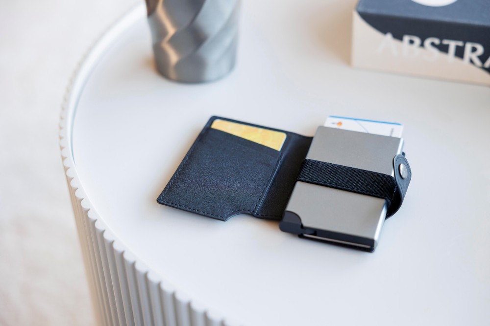 BrandCharger Kartenhalter Wally Porto | RFID-Schutz