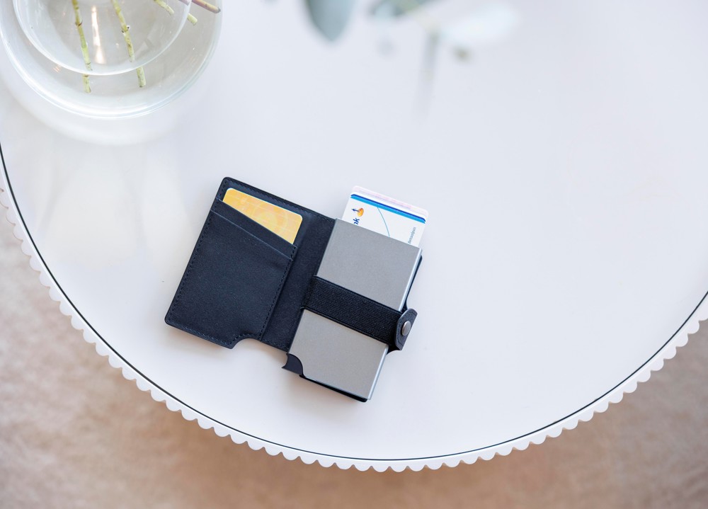 BrandCharger Kartenhalter Wally Porto | RFID-Schutz